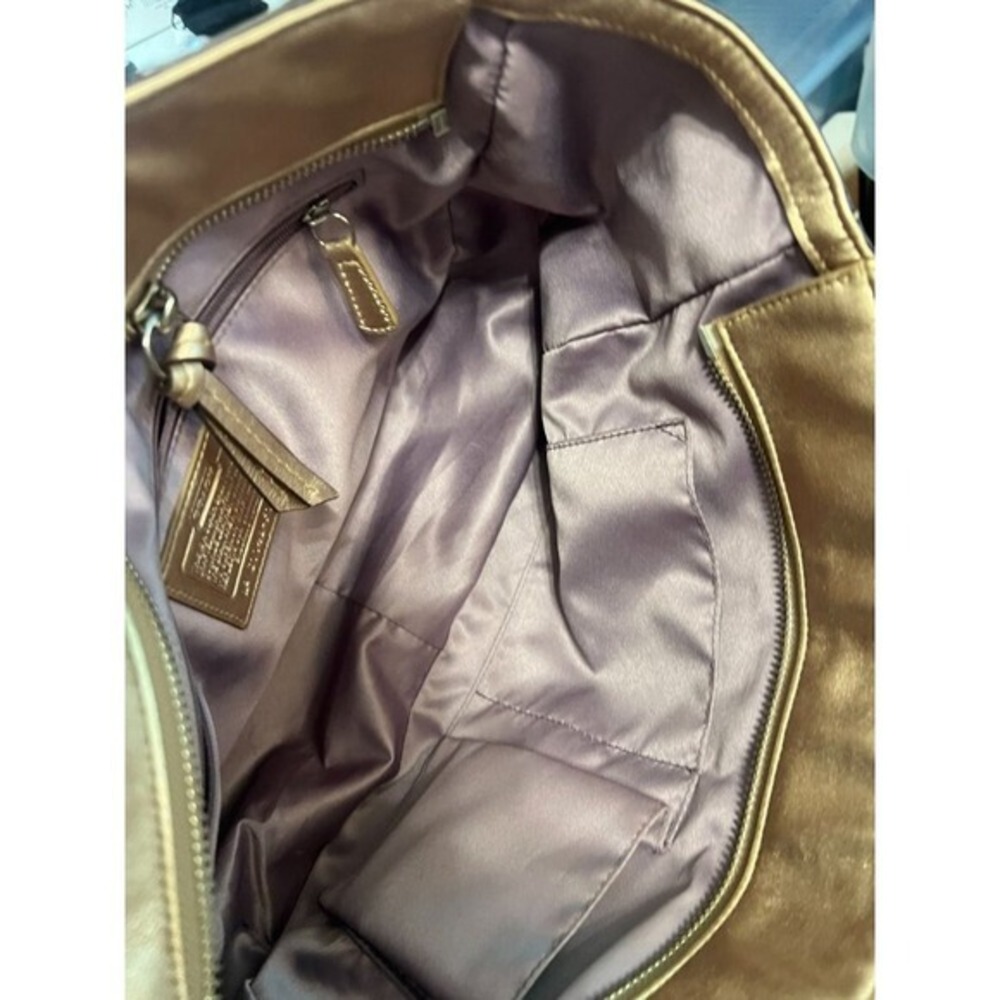 Coach East‎ West Embossed Signature Gold Metallic Shoulder Bag Tote Purse - Picture 14 of 16
